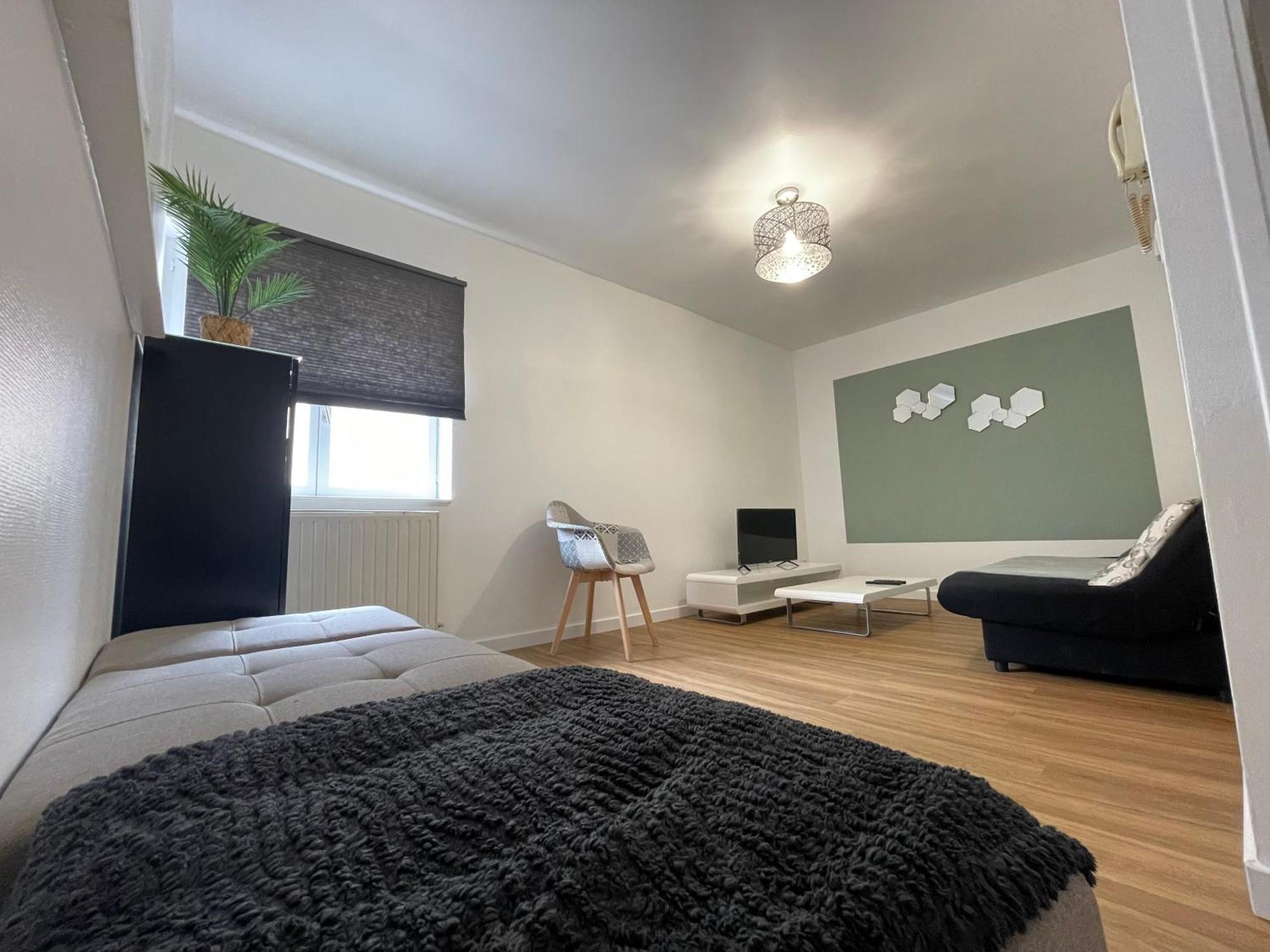 Апартаменти Hexagone Wifi Un Sejour A Part Longeville-les-Metz Екстер'єр фото